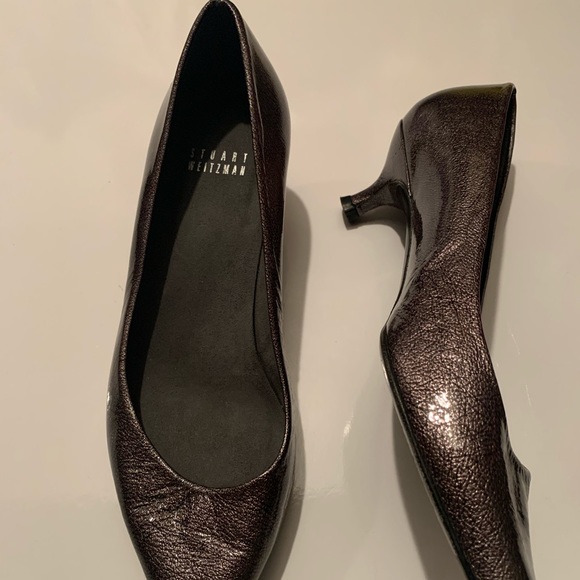 Stuart  Weitzman kitten heels - Picture 2 of 9
